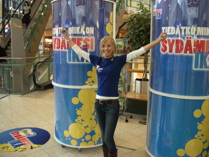Becel Heart Age promotional tour at a shopping mall